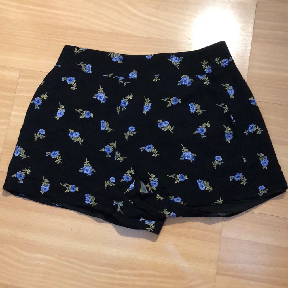 Black Floral Shorts